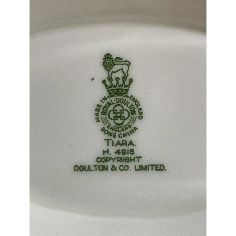 Royal Doulton Tiara H4915 Gravy Boat with Attached Under Plate Replacement Piece